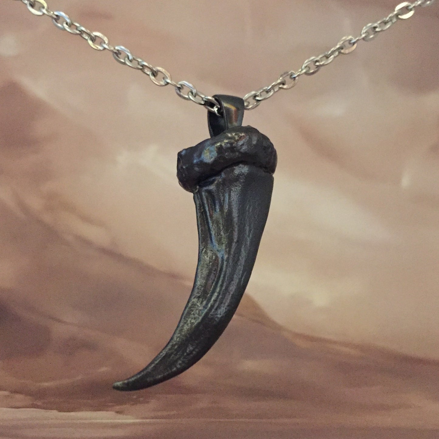 Wolf claw necklace, Large size